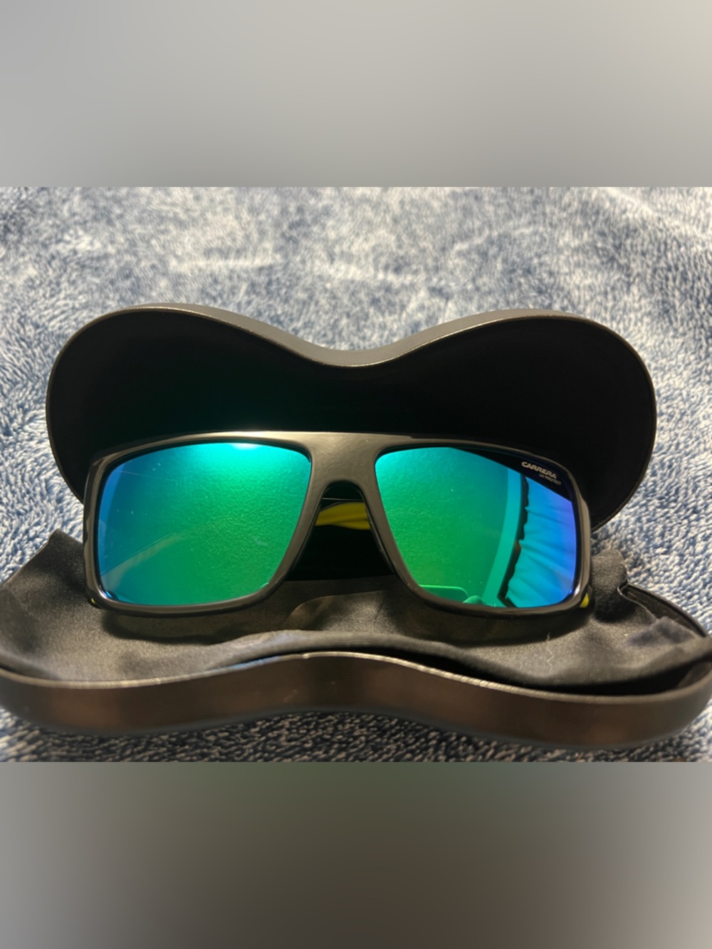 Carrera Polarized Black Sunglasses with Green Mirror Lenses NWOT